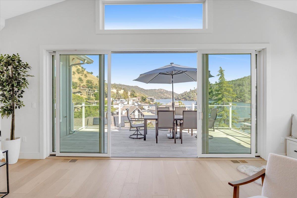 734 Sandy Bar Dr, Copperopolis, CA 95228