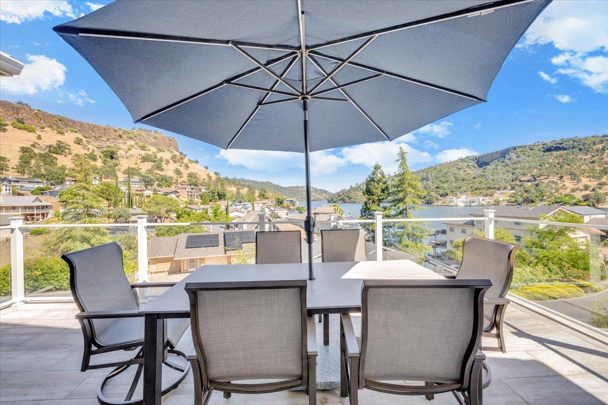 734 Sandy Bar Dr, Copperopolis, CA 95228