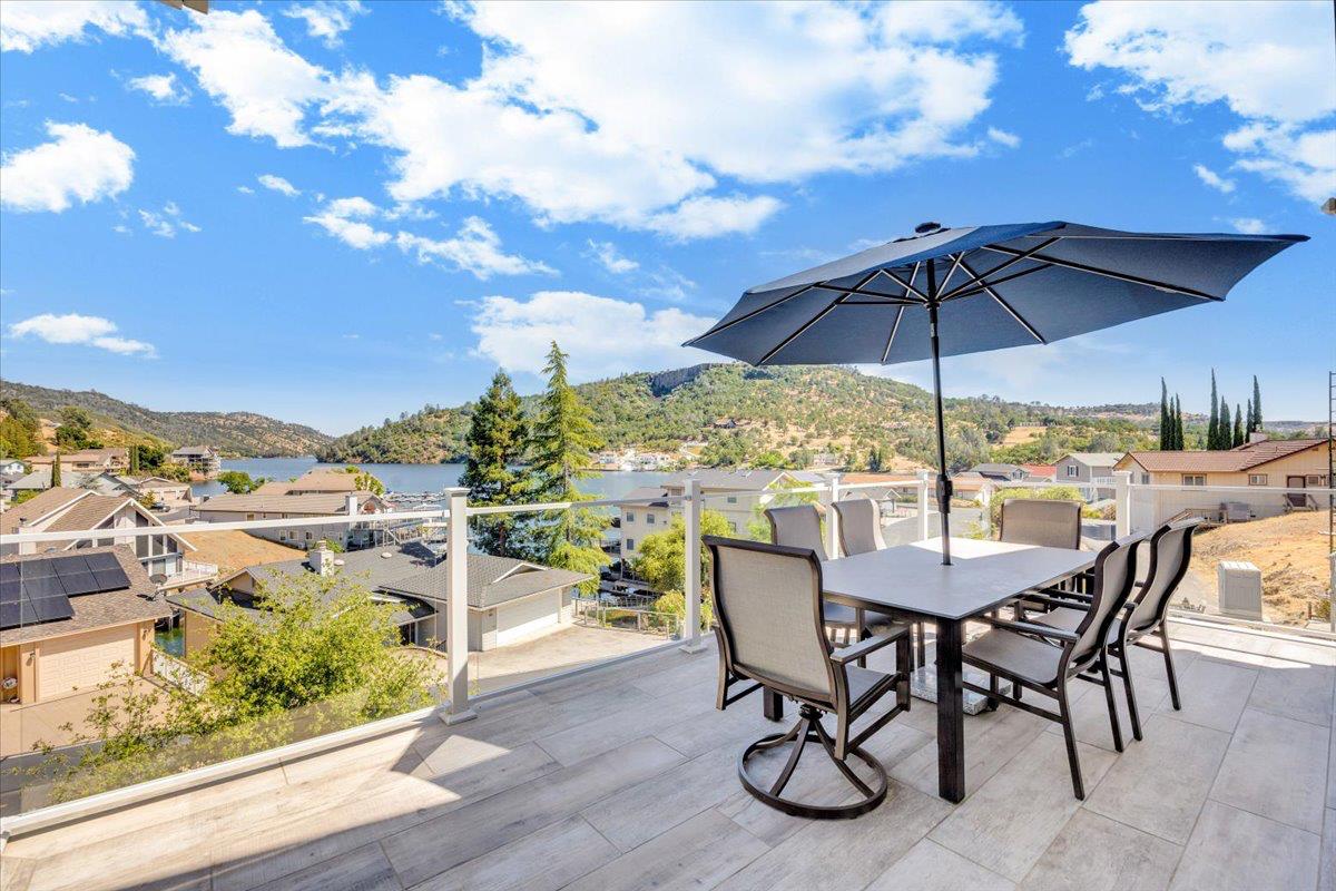 734 Sandy Bar Dr, Copperopolis, CA 95228