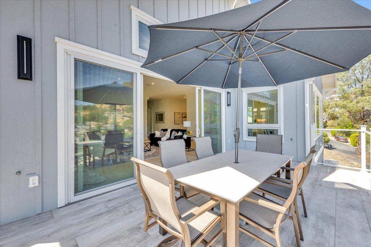 734 Sandy Bar Dr, Copperopolis, CA 95228