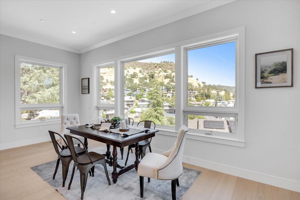 734 Sandy Bar Dr, Copperopolis, CA 95228