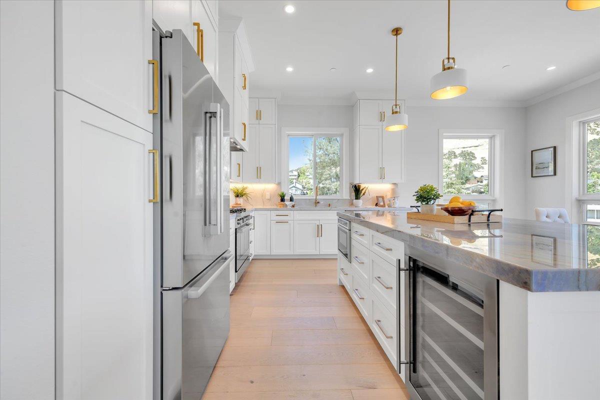 734 Sandy Bar Dr, Copperopolis, CA 95228