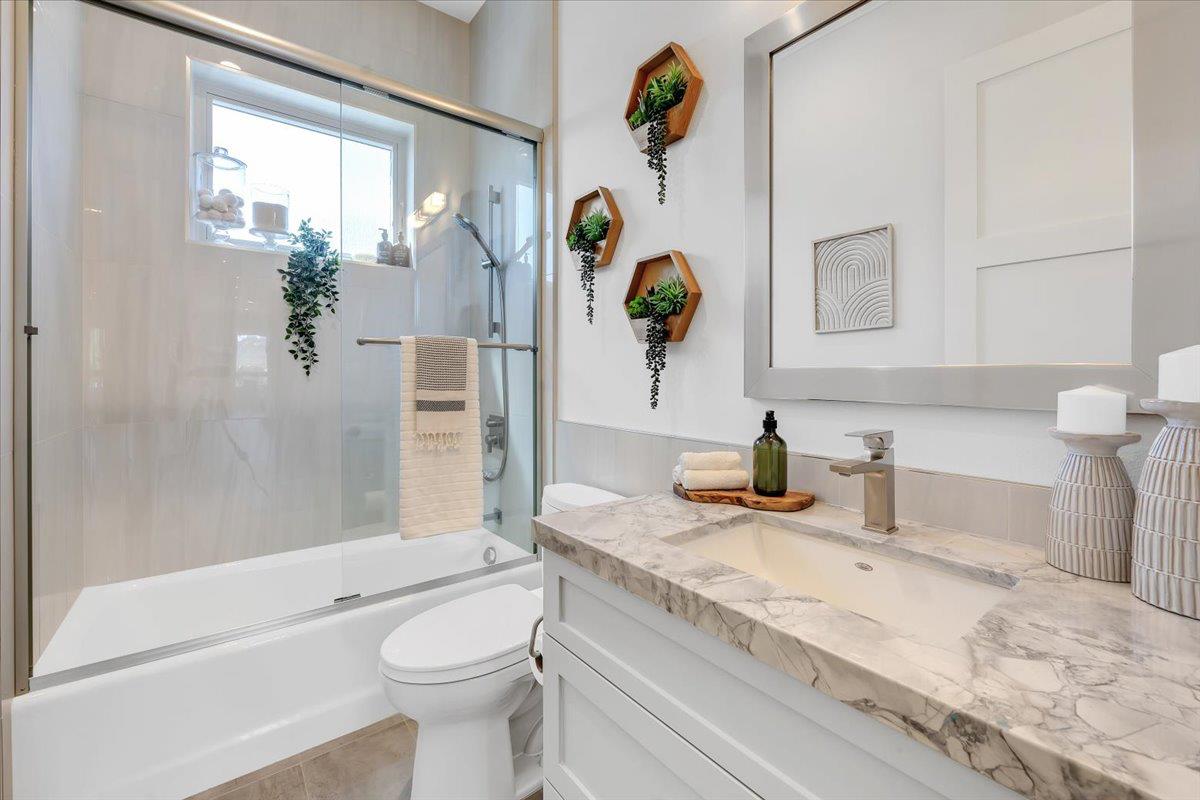 734 Sandy Bar Dr, Copperopolis, CA 95228