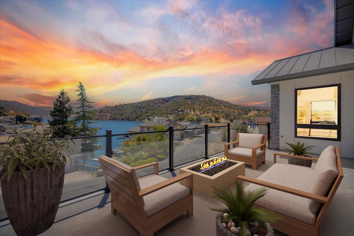 750 Sandy Bar Dr, Copperopolis, CA 95228