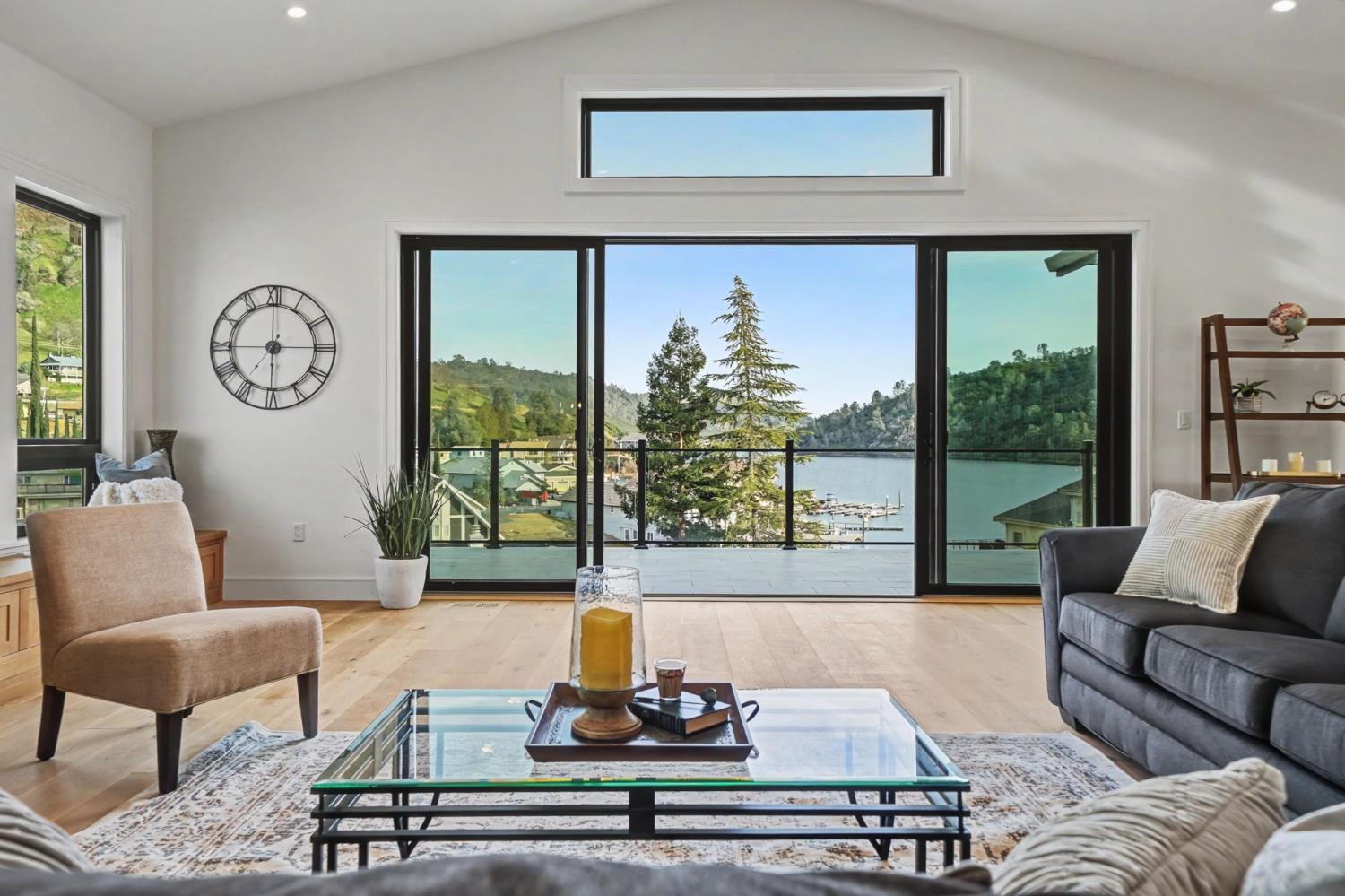 750 Sandy Bar Dr, Copperopolis, CA 95228