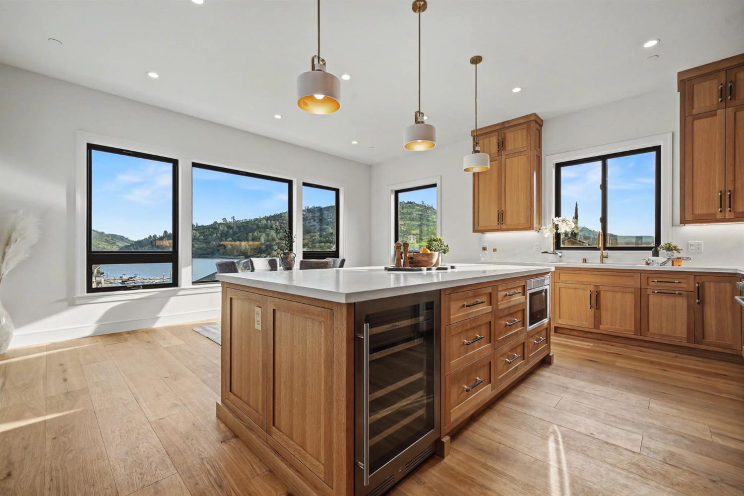 750 Sandy Bar Dr, Copperopolis, CA 95228