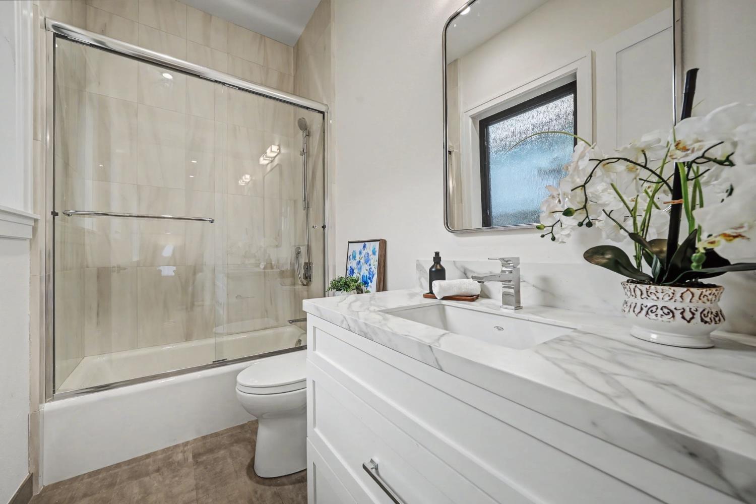 750 Sandy Bar Dr, Copperopolis, CA 95228