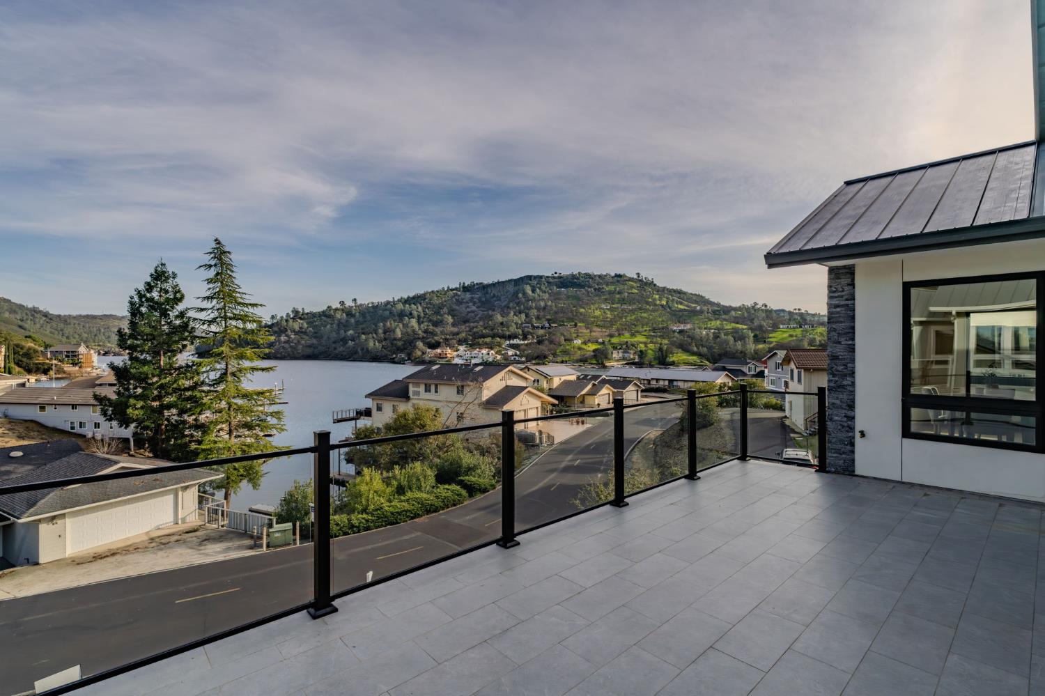 750 Sandy Bar Dr, Copperopolis, CA 95228