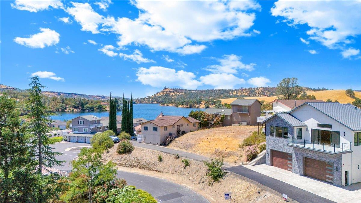 750 Sandy Bar Dr, Copperopolis, CA 95228