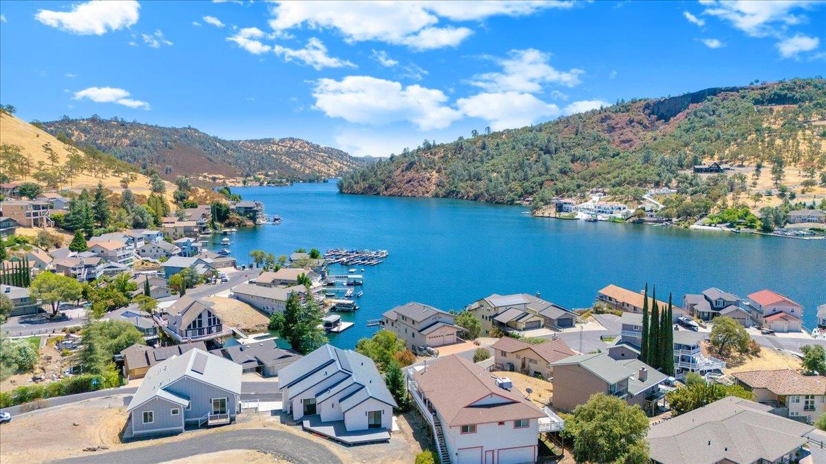 750 Sandy Bar Dr, Copperopolis, CA 95228
