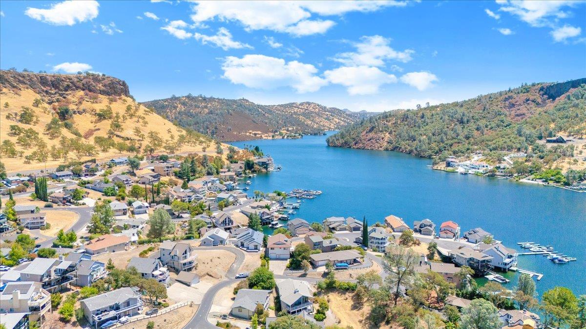 750 Sandy Bar Dr, Copperopolis, CA 95228