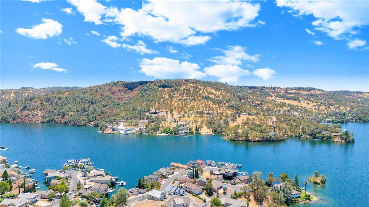 750 Sandy Bar Dr, Copperopolis, CA 95228