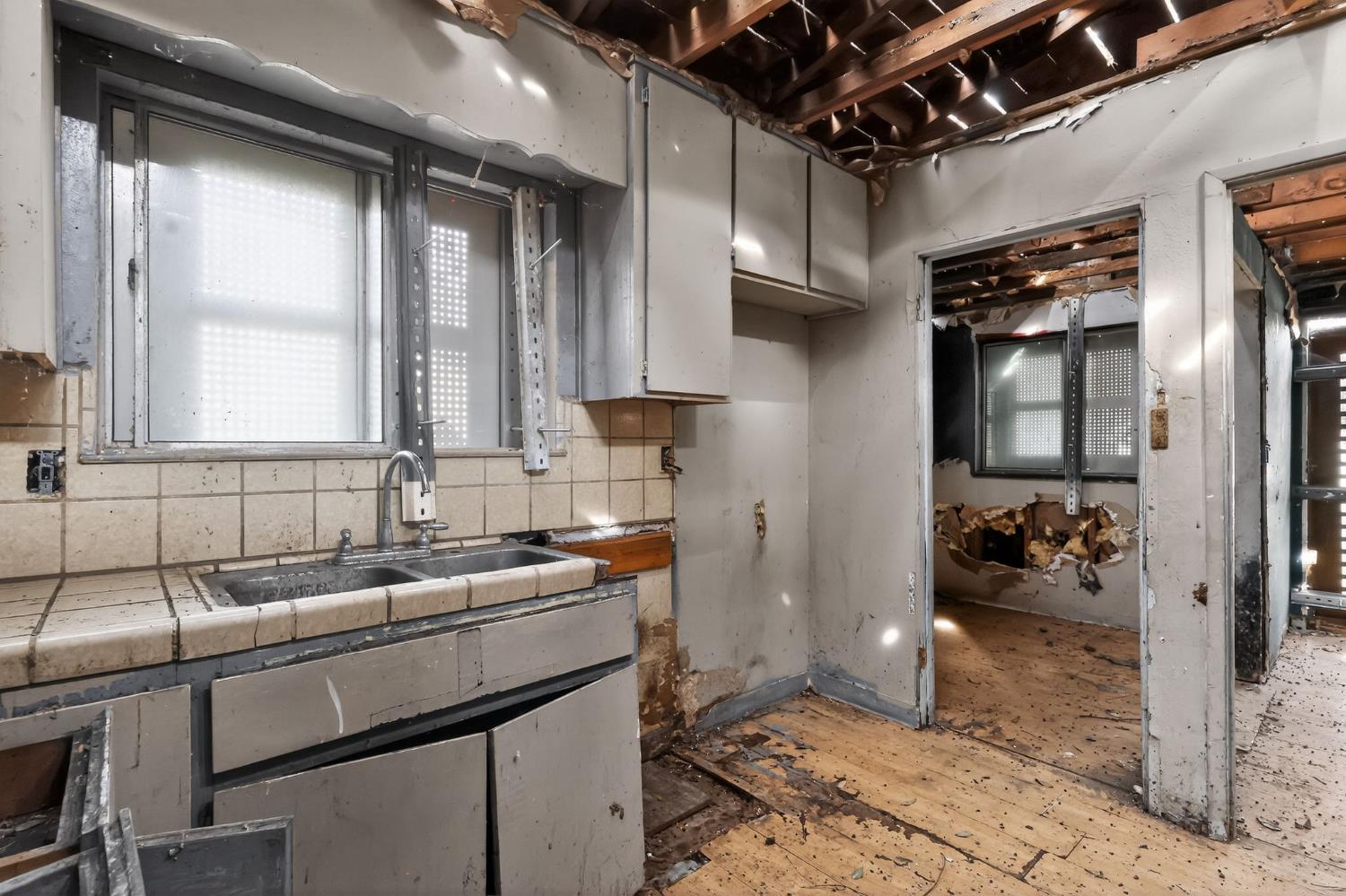 443 Colorado Ave, Modesto, CA 95351