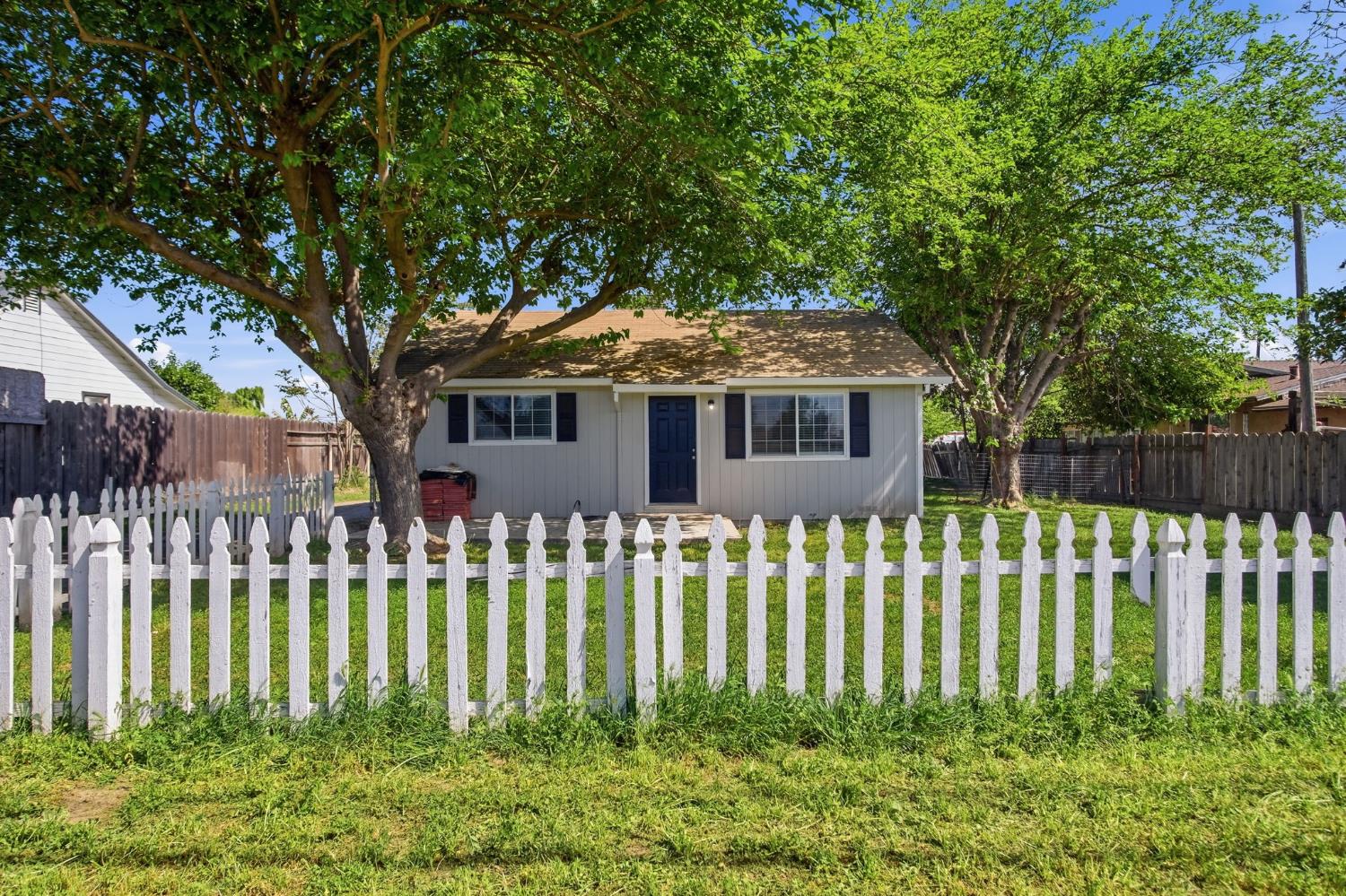 830 Montpelier Rd, Hickman, CA 95323