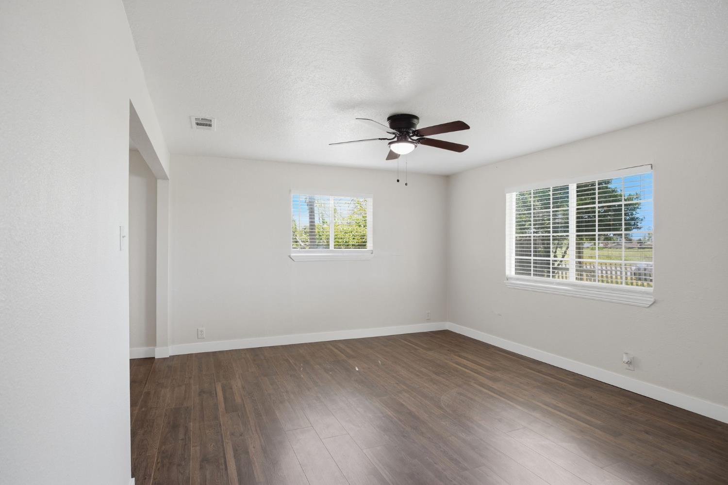 830 Montpelier Rd, Hickman, CA 95323