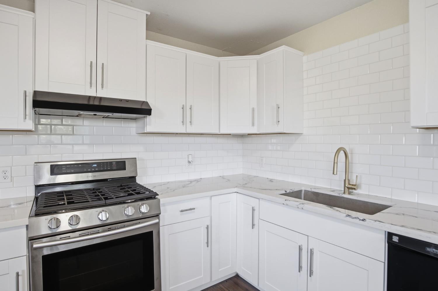 830 Montpelier Rd, Hickman, CA 95323