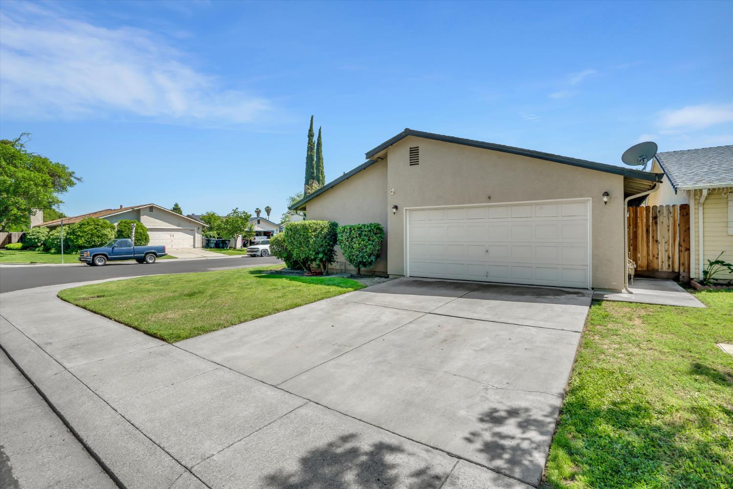 901 Wilma Dr, Modesto, CA 95351