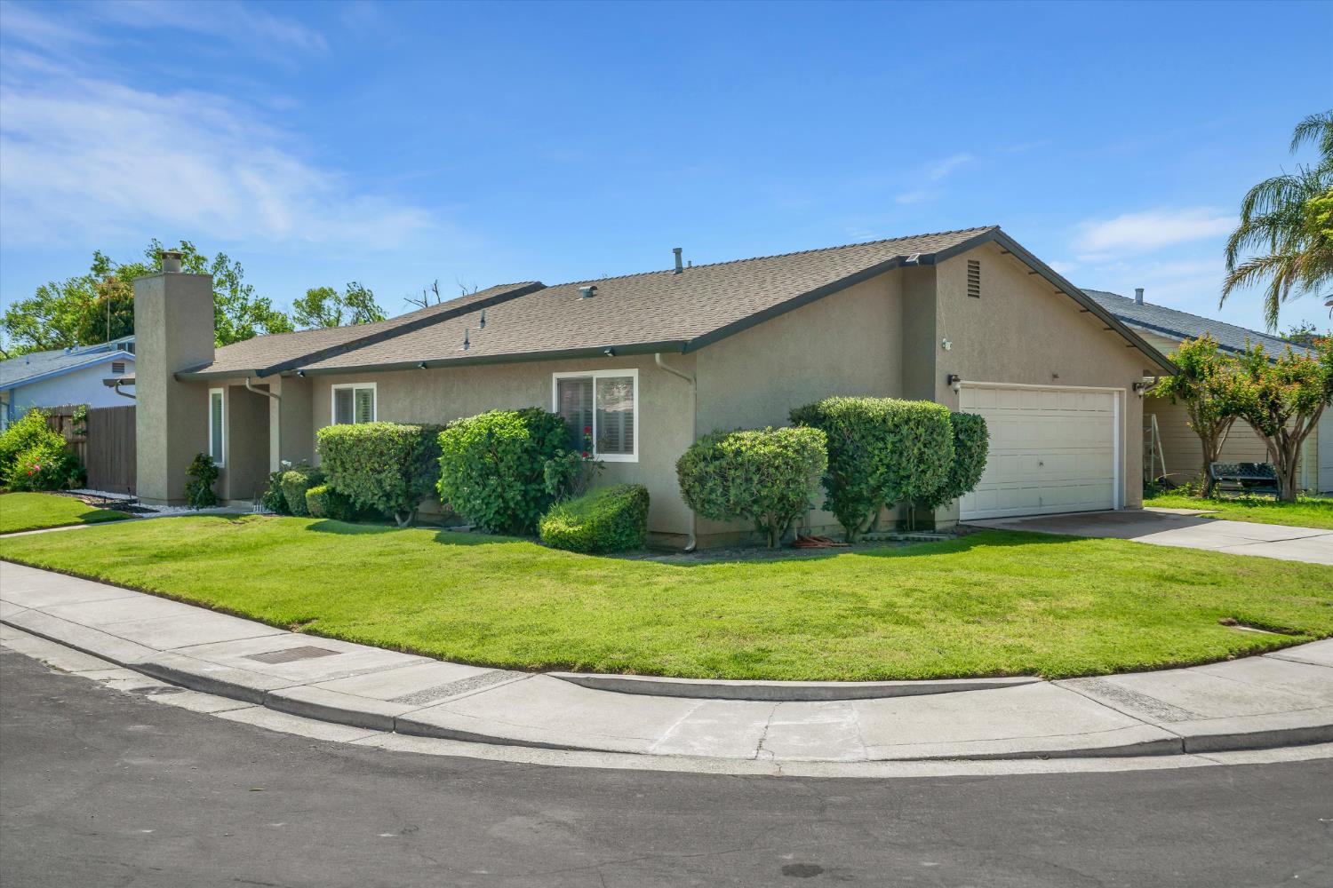 901 Wilma Dr, Modesto, CA 95351