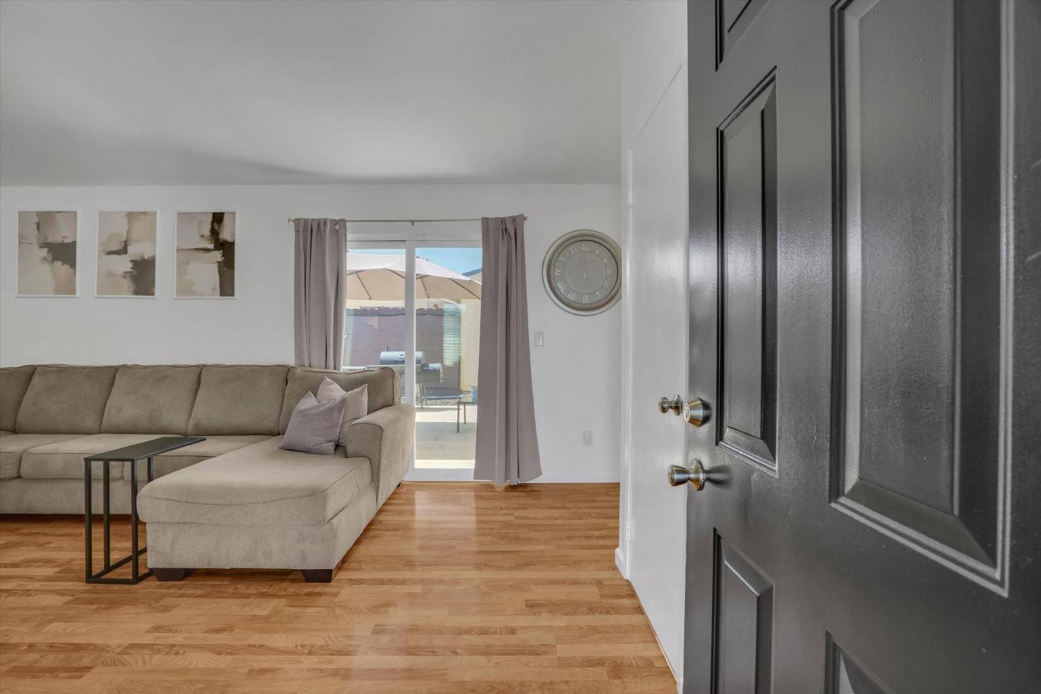 901 Wilma Dr, Modesto, CA 95351