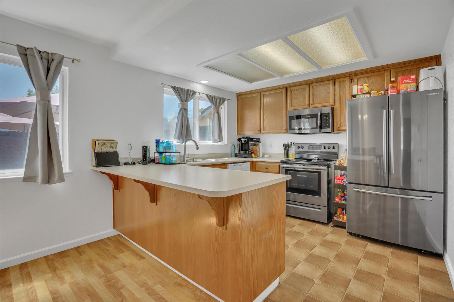 901 Wilma Dr, Modesto, CA 95351