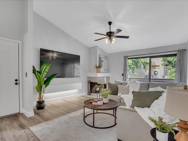 3400 Sullivan Ct #220, Modesto, CA 95356