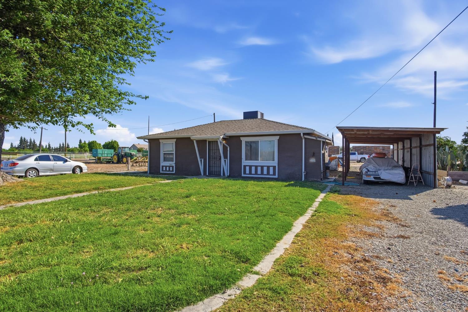 2406 S Walnut Rd, Turlock, CA 95380