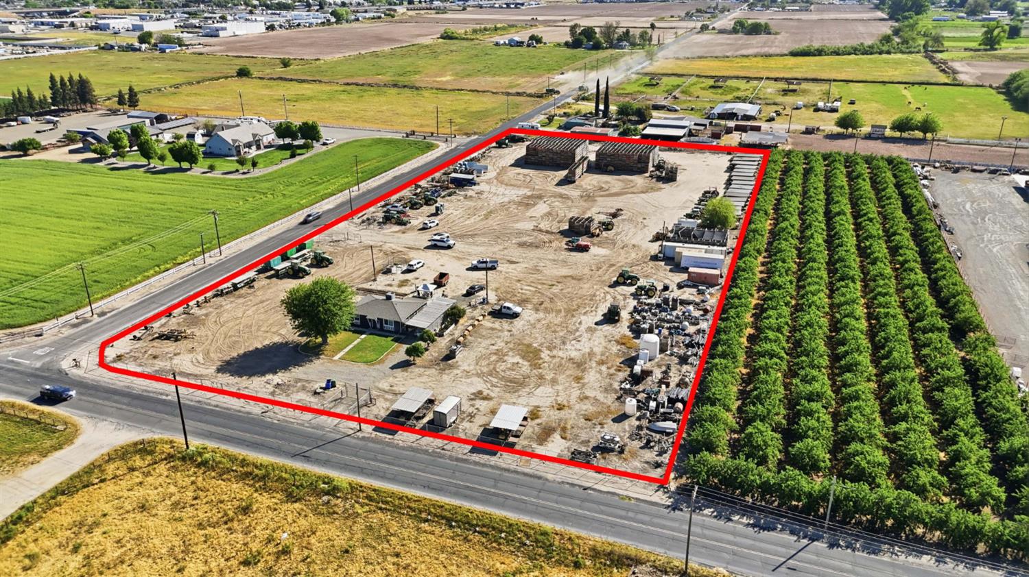 2406 S Walnut Rd, Turlock, CA 95380