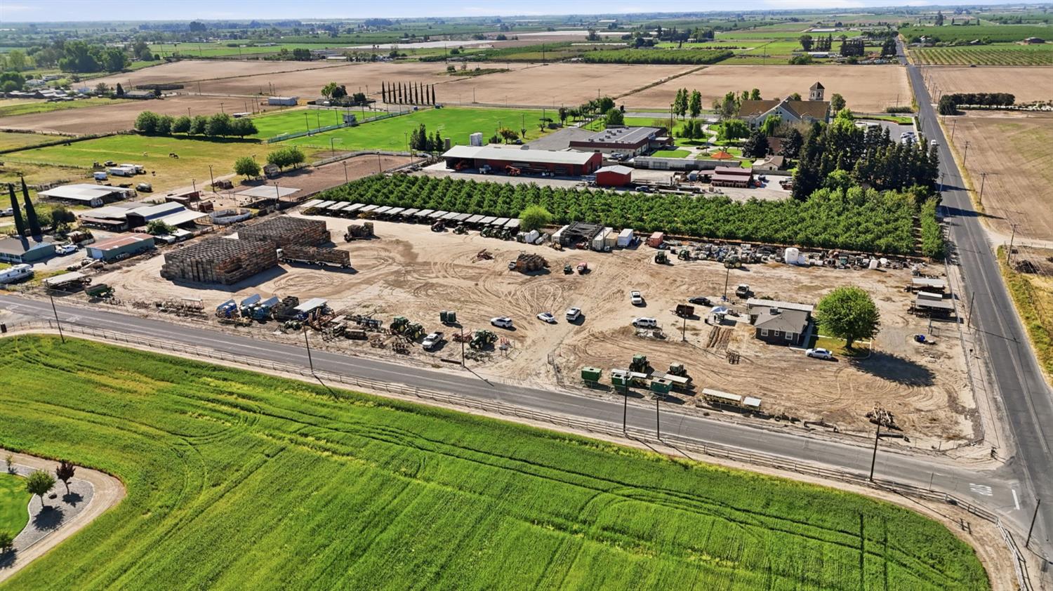 2406 S Walnut Rd, Turlock, CA 95380