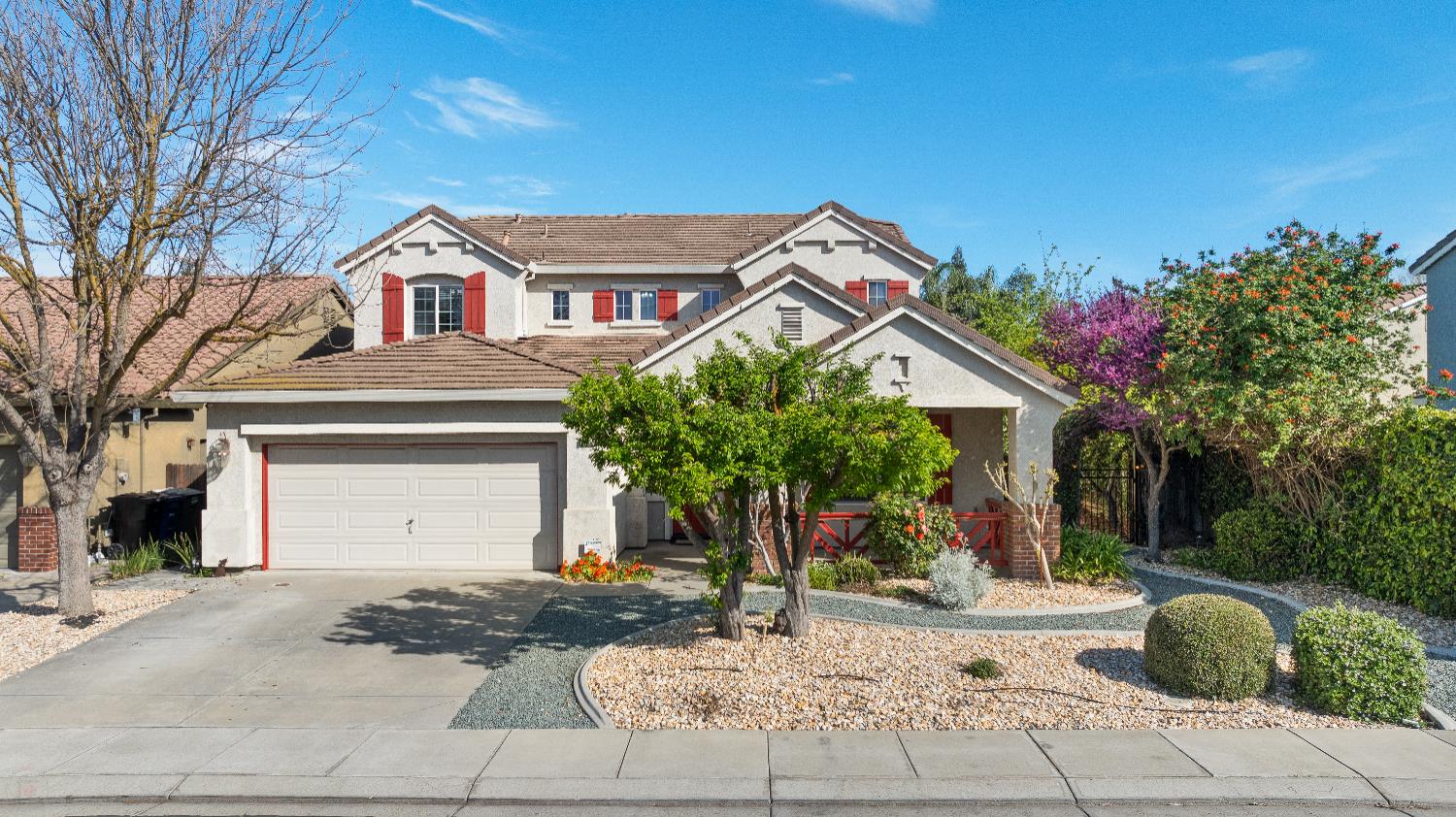 821 Hometown Way, Modesto, CA 95356