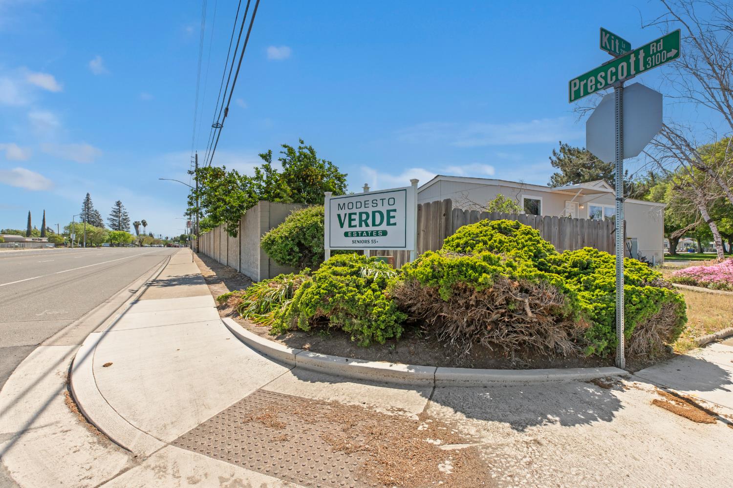 2113 Barrington Ln, Modesto, CA 95350