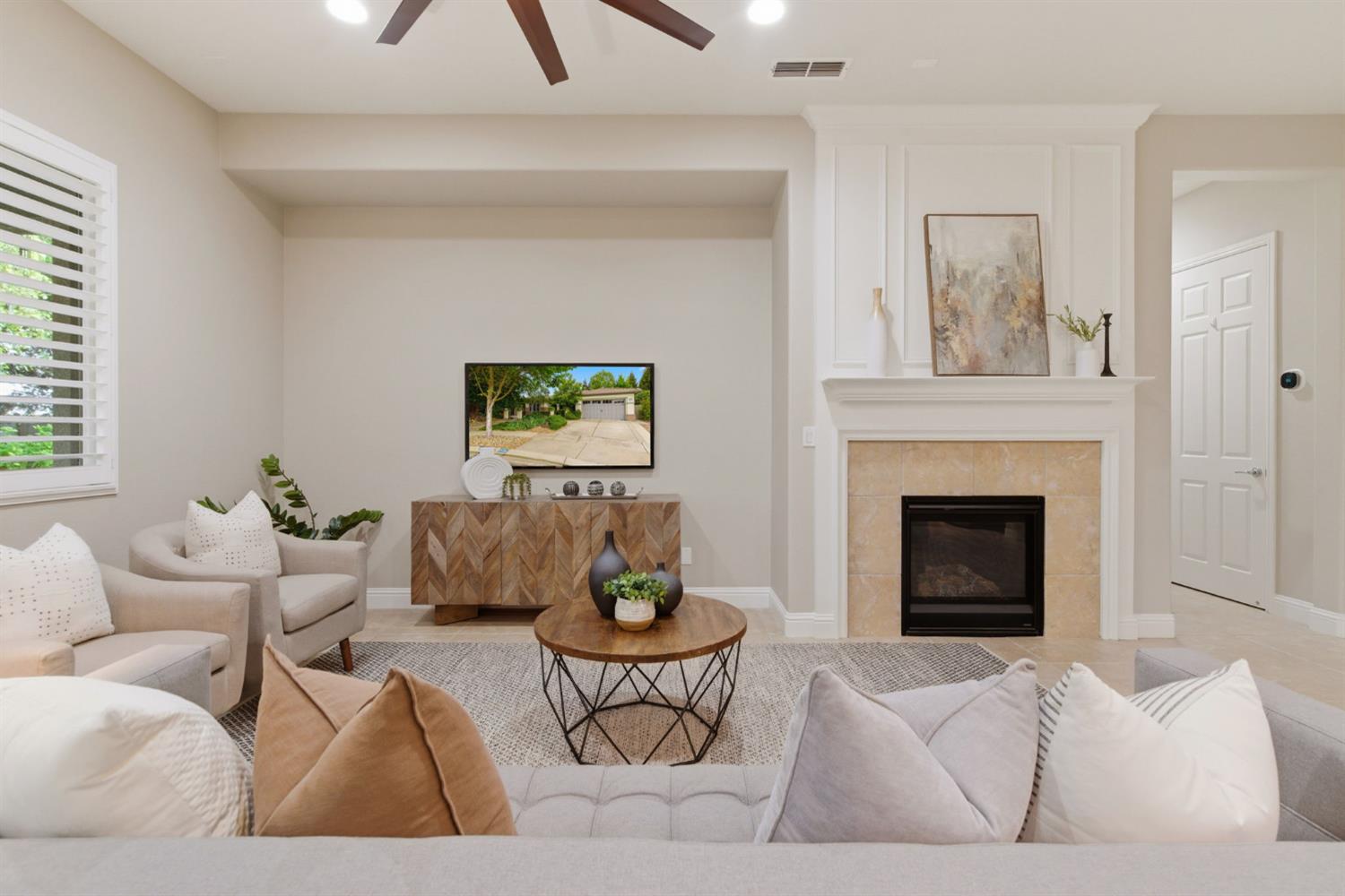 2499 Appleleaf Ln, Manteca, CA 95336