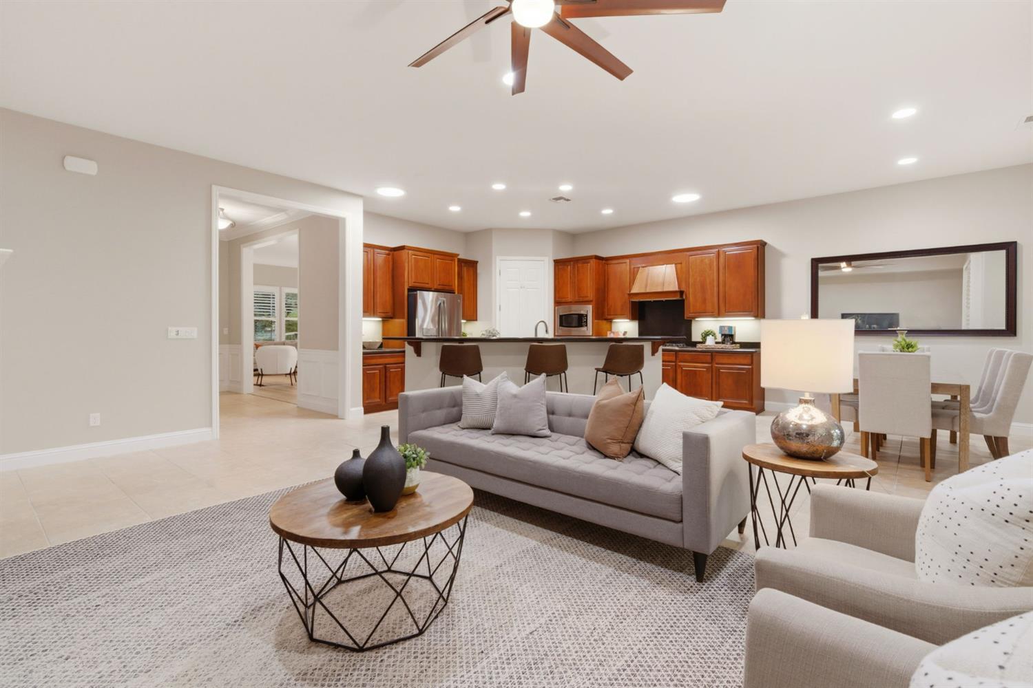 2499 Appleleaf Ln, Manteca, CA 95336