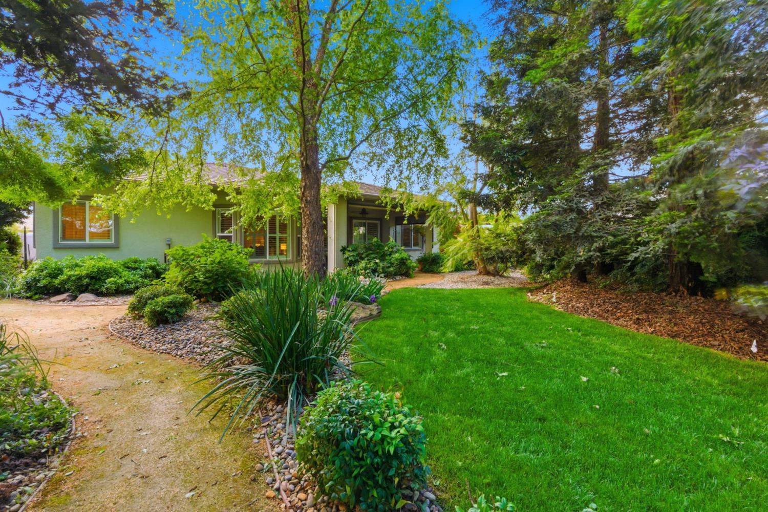 2499 Appleleaf Ln, Manteca, CA 95336