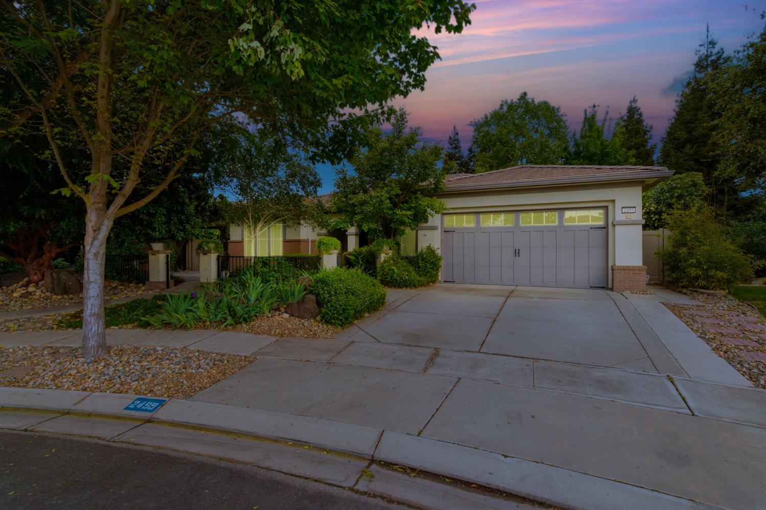 2499 Appleleaf Ln, Manteca, CA 95336