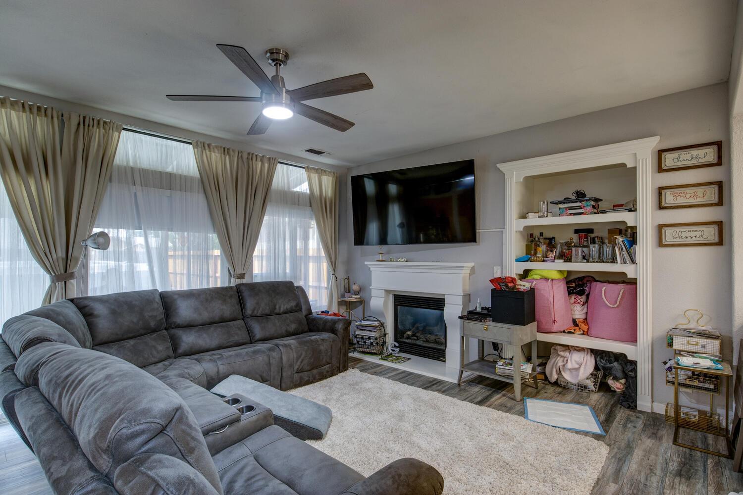 3006 Powers Ave, Riverbank, CA 95367