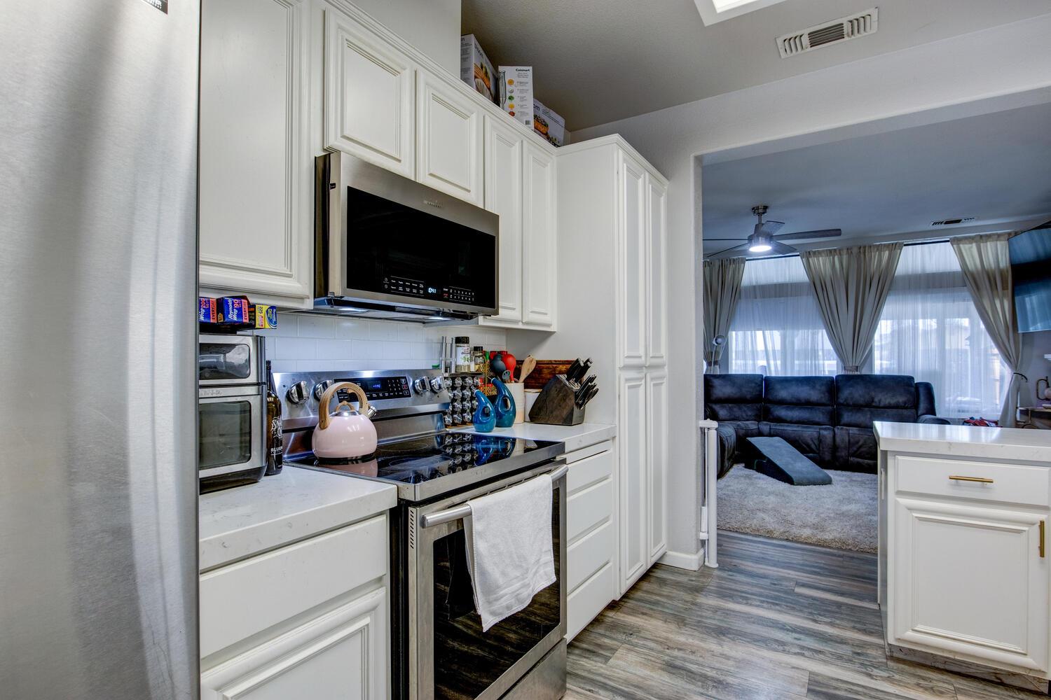 3006 Powers Ave, Riverbank, CA 95367