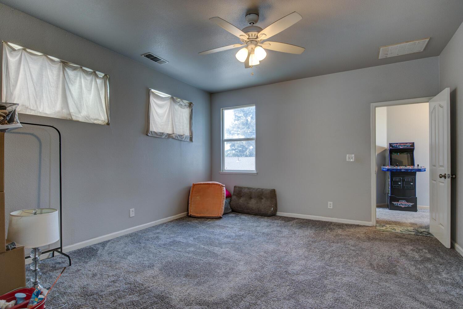 3006 Powers Ave, Riverbank, CA 95367