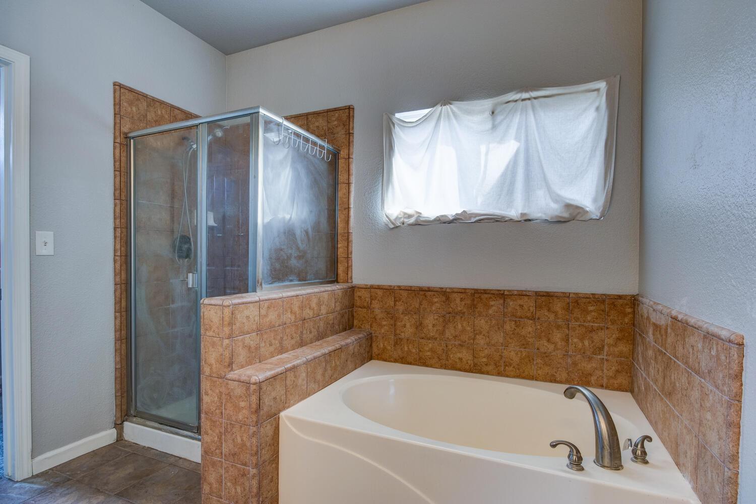 3006 Powers Ave, Riverbank, CA 95367