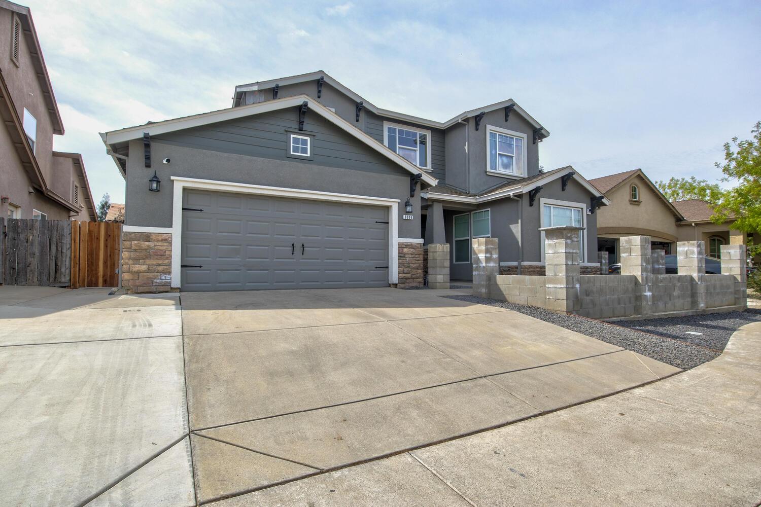 3006 Powers Ave, Riverbank, CA 95367