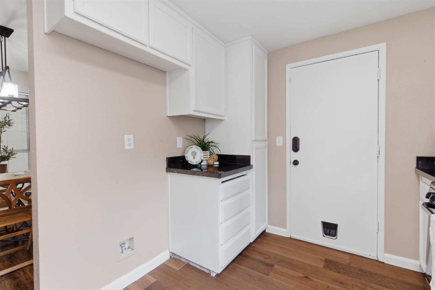 1521 January Dr, Modesto, CA 95358