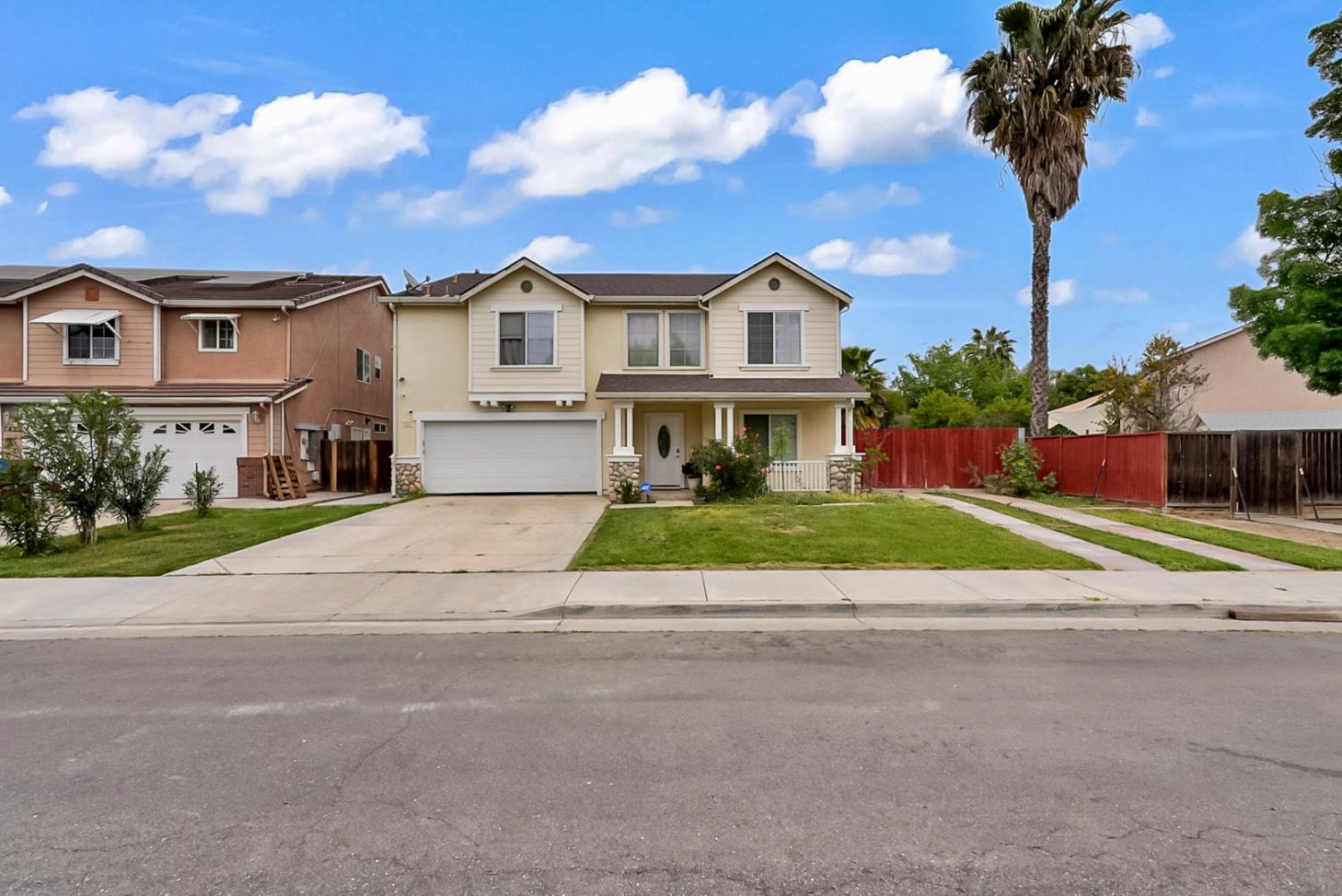 748 Heron Dr, Los Banos, CA 93635