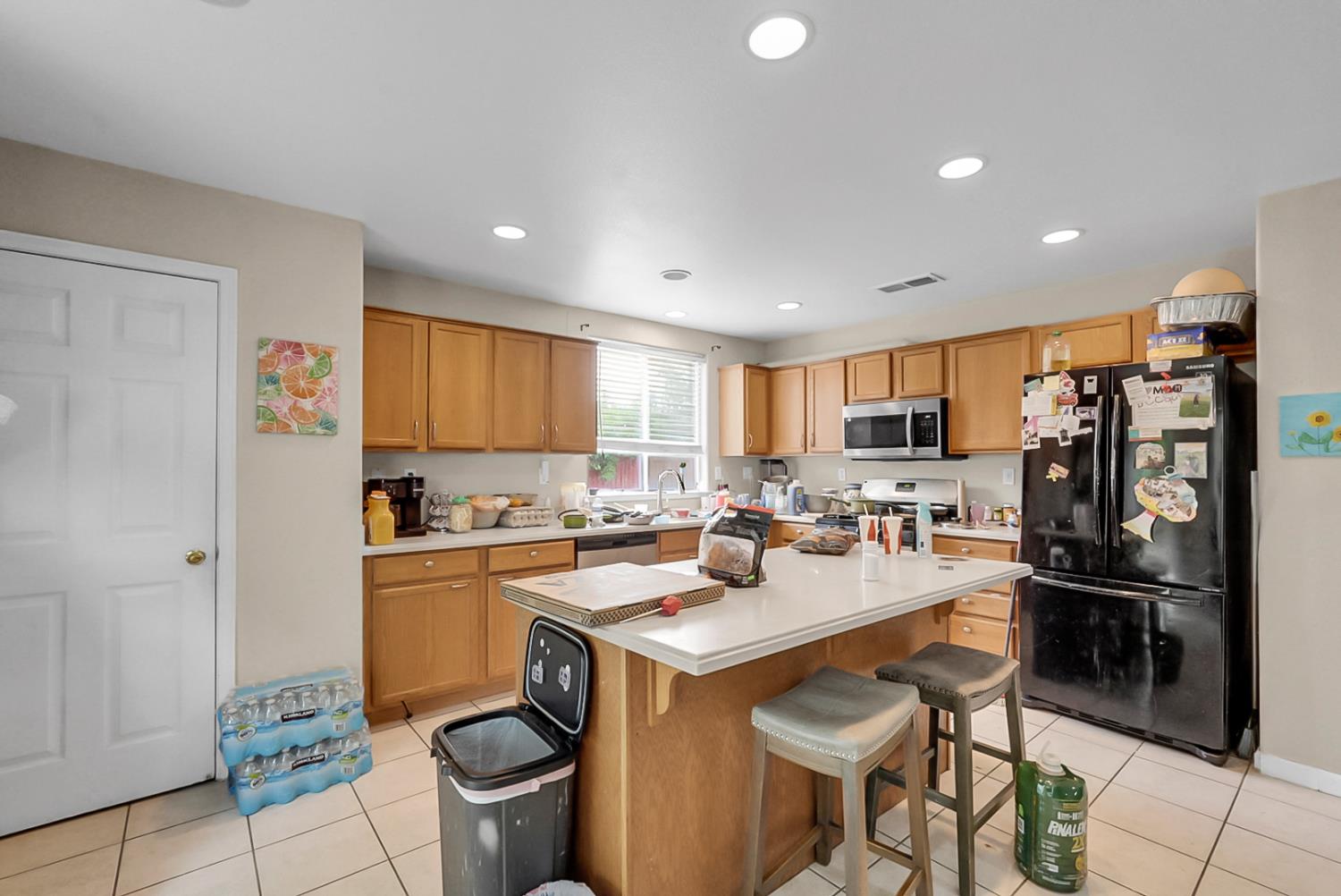 748 Heron Dr, Los Banos, CA 93635