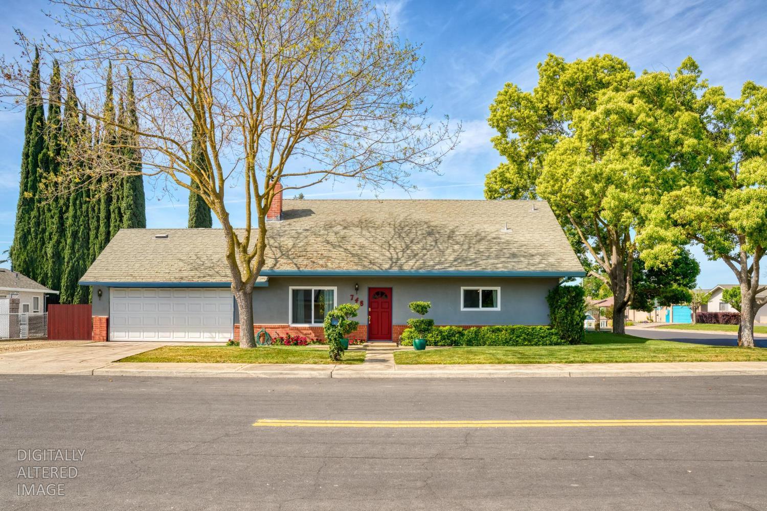 748 Melva Ave, Oakdale, CA 95361