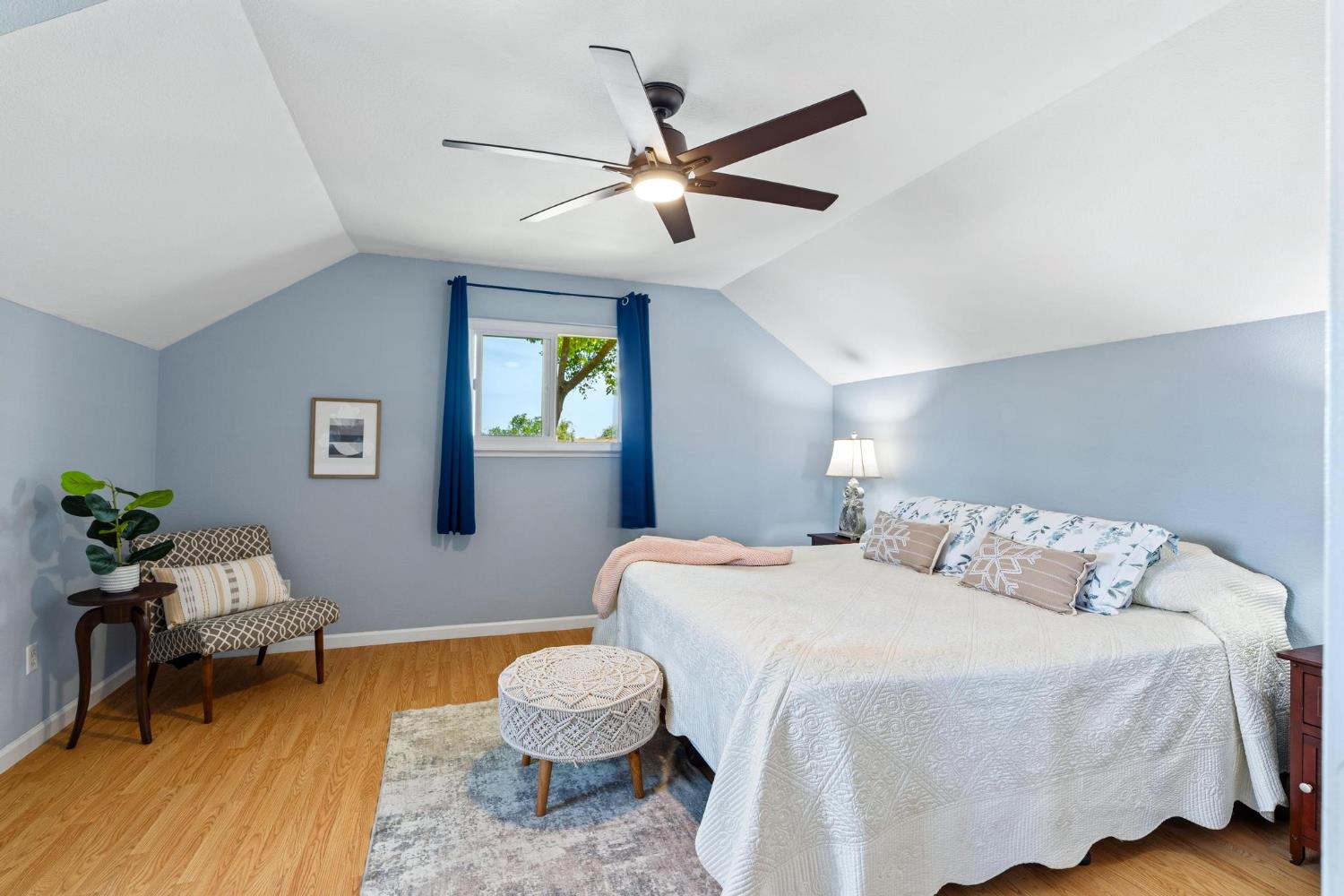 748 Melva Ave, Oakdale, CA 95361