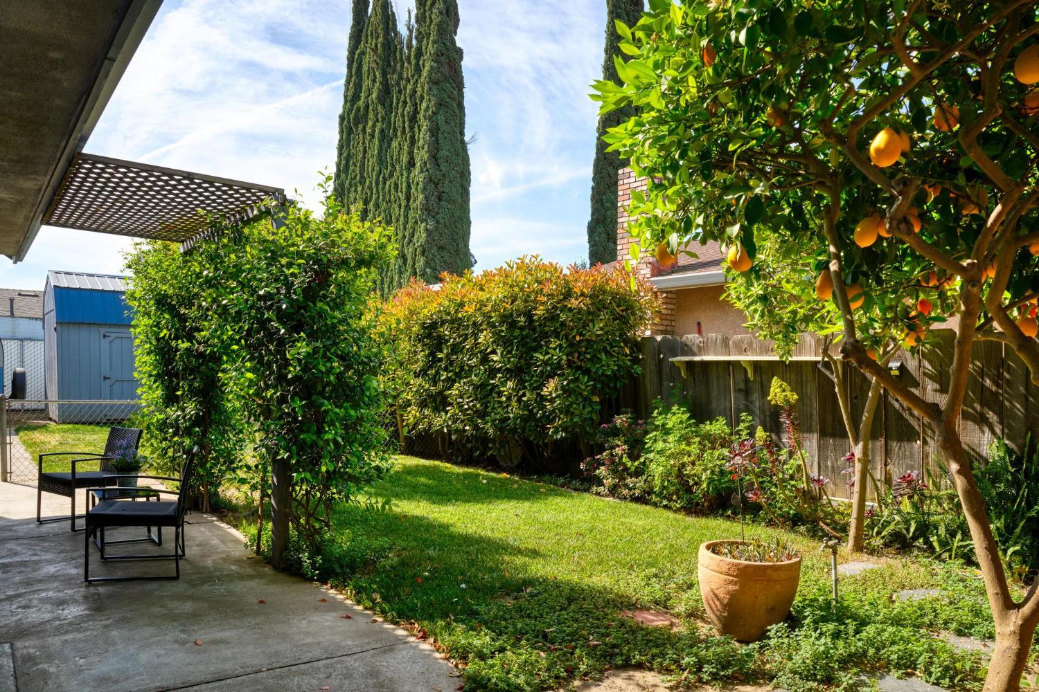 748 Melva Ave, Oakdale, CA 95361