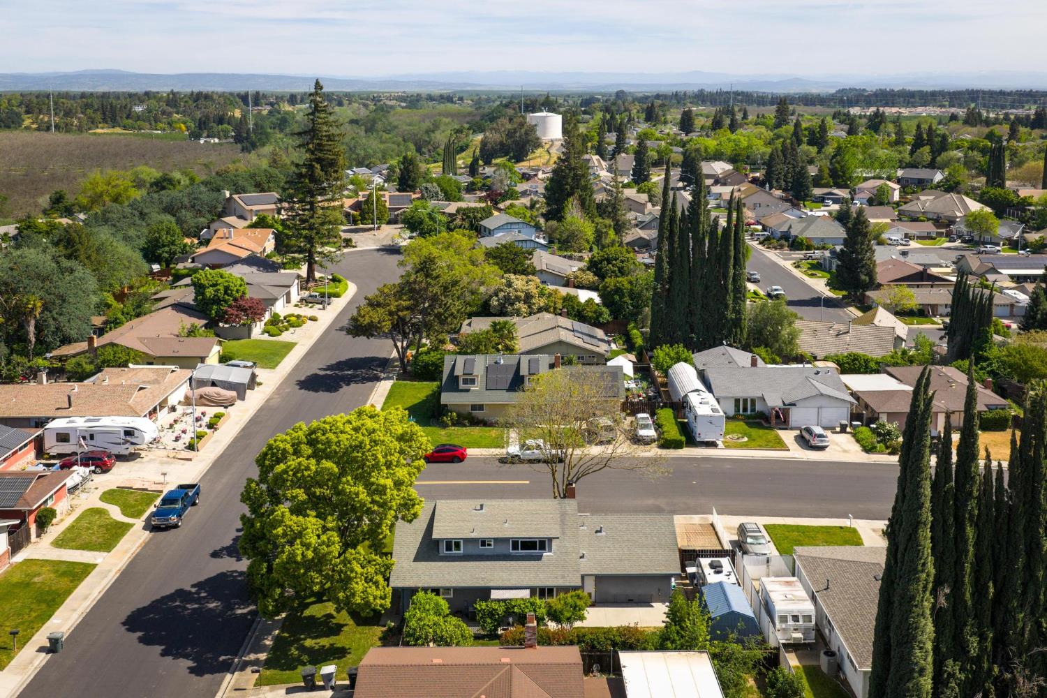 748 Melva Ave, Oakdale, CA 95361