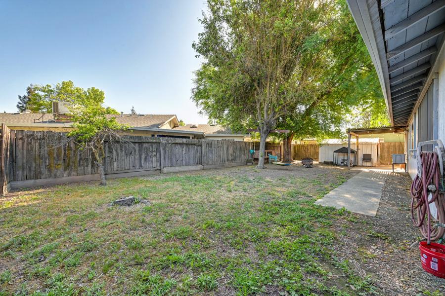 2624 Woodland Ave, Modesto, CA 95358