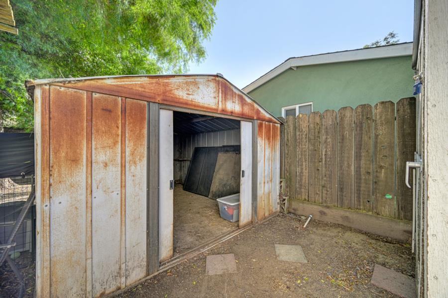 2624 Woodland Ave, Modesto, CA 95358