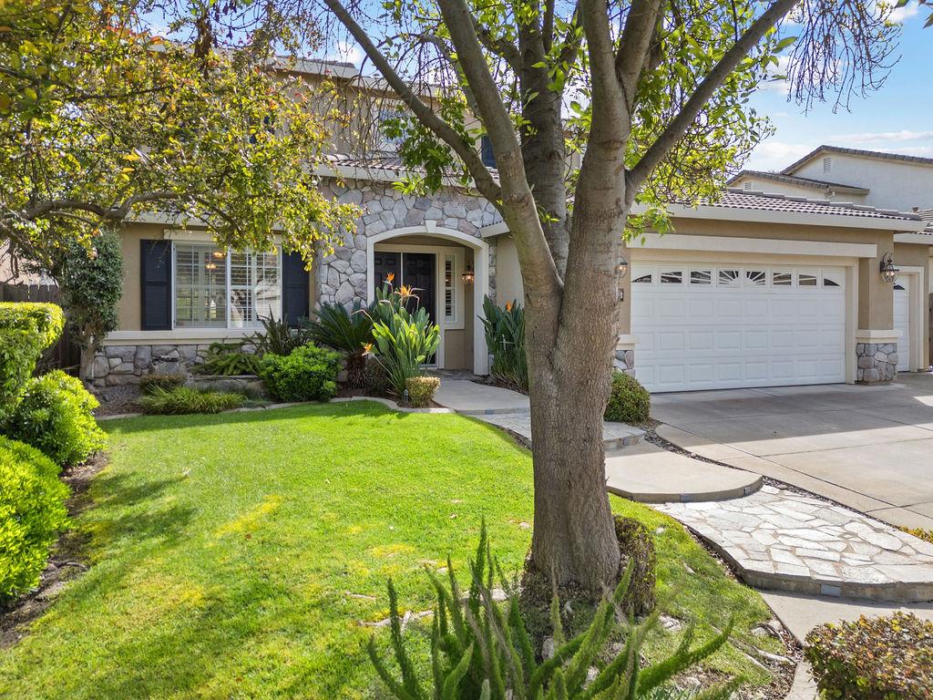 2104 Huxley Way, Modesto, CA 95356