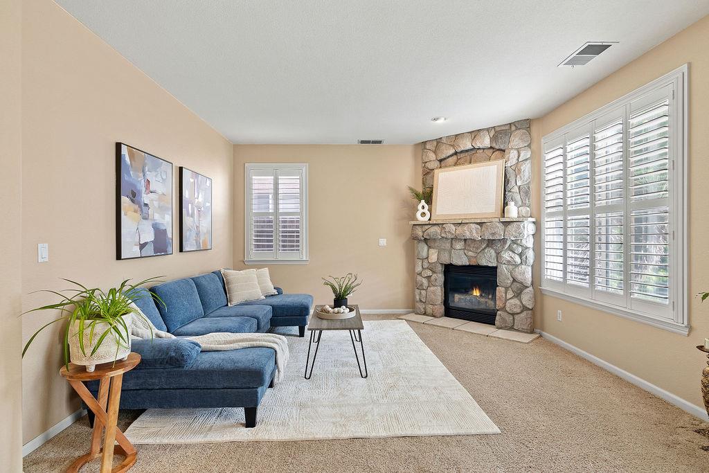 2104 Huxley Way, Modesto, CA 95356